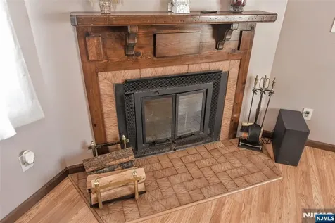 247 Grove Street Lodi NJ 07644