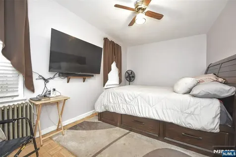 247 Grove Street Lodi NJ 07644