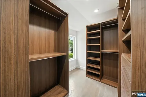 44 Floral Terrace Tenafly NJ 07670