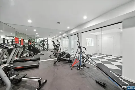 44 Floral Terrace Tenafly NJ 07670