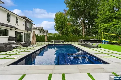 44 Floral Terrace Tenafly NJ 07670