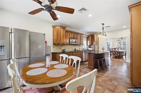 91 Forest Street Closter NJ 07624