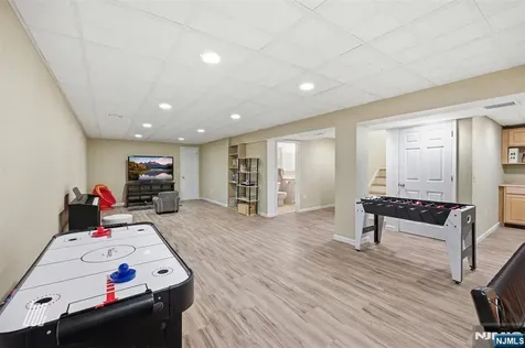 91 Forest Street Closter NJ 07624