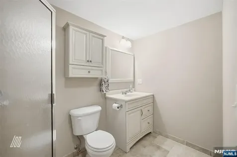 91 Forest Street Closter NJ 07624