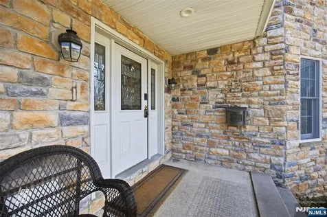 91 Forest Street Closter NJ 07624