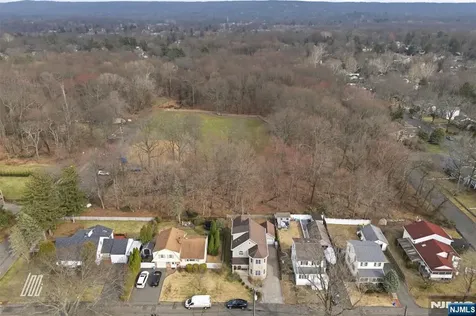 91 Forest Street Closter NJ 07624