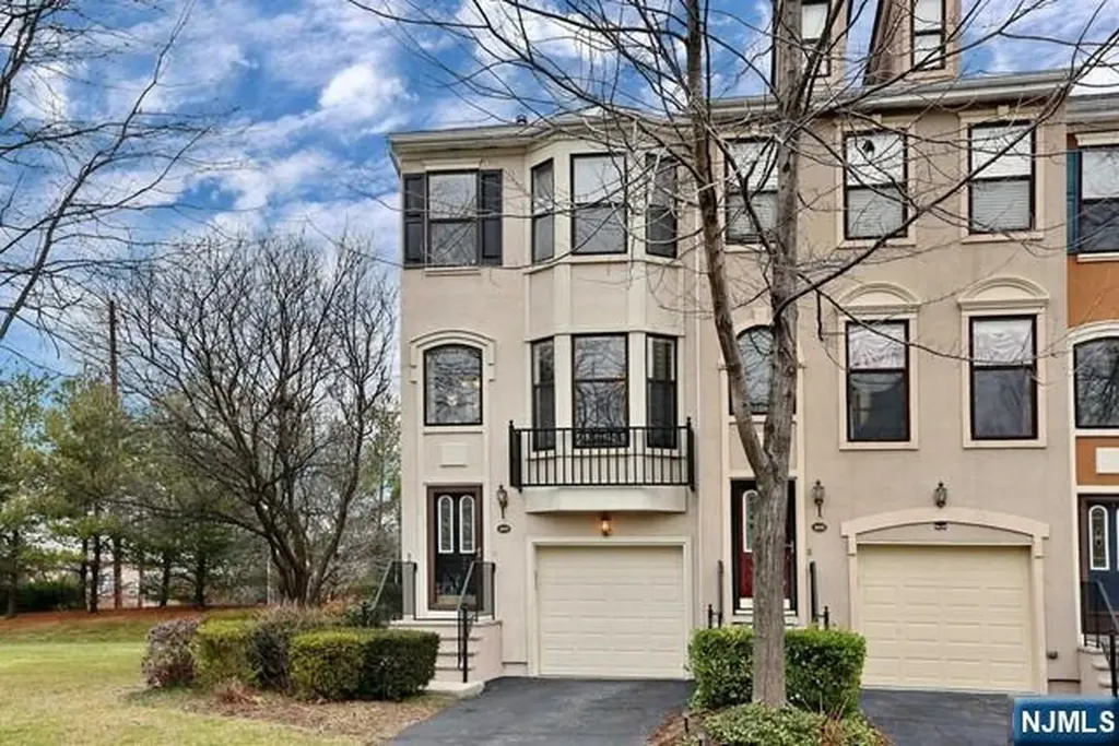 469 Hartford Drive Nutley NJ 07110