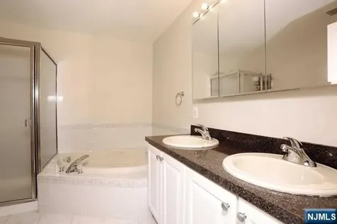 469 Hartford Drive Nutley NJ 07110