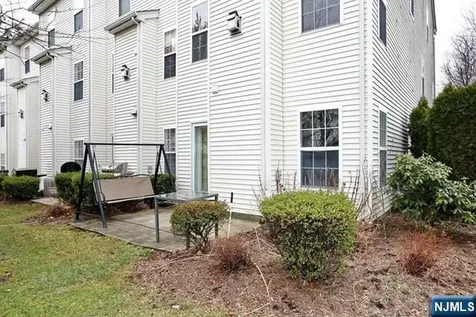 469 Hartford Drive Nutley NJ 07110
