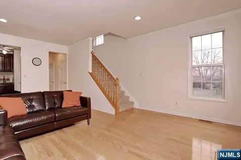 469 Hartford Drive Nutley NJ 07110