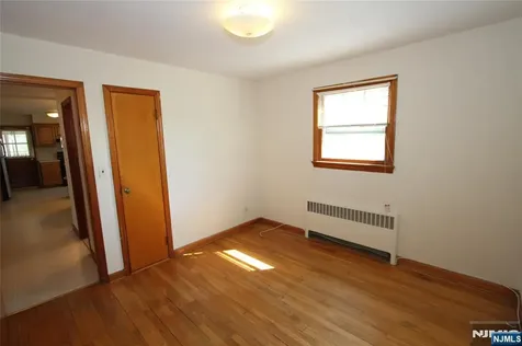 71 Dawn Avenue North Haledon NJ 07508