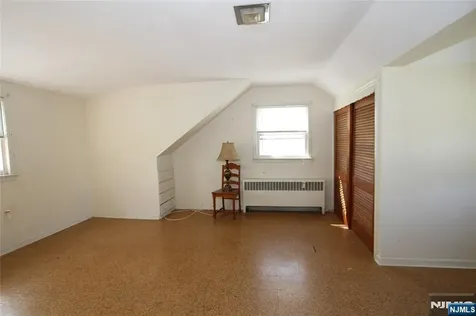 71 Dawn Avenue North Haledon NJ 07508
