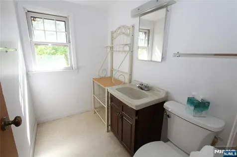 71 Dawn Avenue North Haledon NJ 07508
