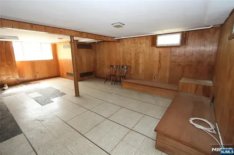 71 Dawn Avenue North Haledon NJ 07508
