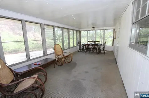71 Dawn Avenue North Haledon NJ 07508