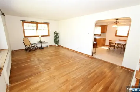 71 Dawn Avenue North Haledon NJ 07508