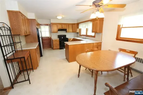 71 Dawn Avenue North Haledon NJ 07508