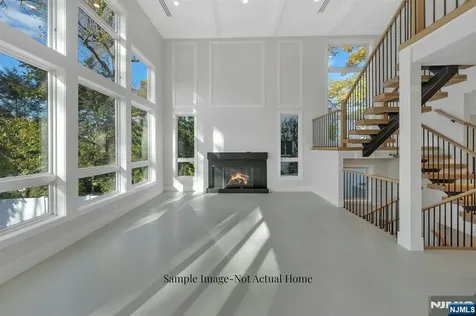 308 Haywood Drive Paramus NJ 07652