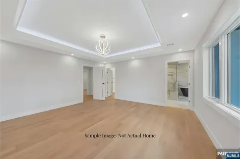 308 Haywood Drive Paramus NJ 07652