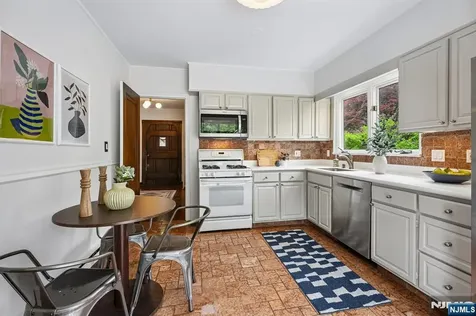 379 Highland Avenue Montclair NJ 07043