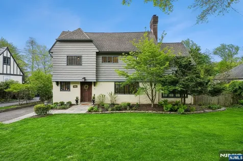 379 Highland Avenue Montclair NJ 07043