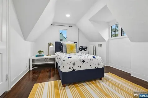379 Highland Avenue Montclair NJ 07043