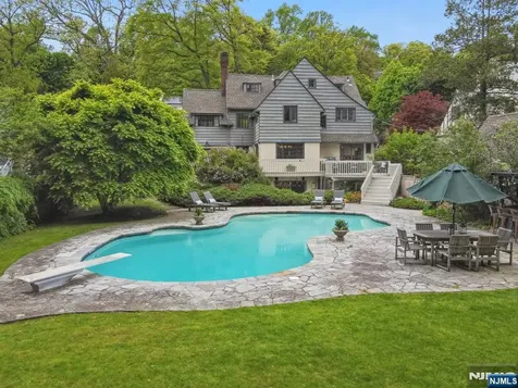 379 Highland Avenue Montclair NJ 07043