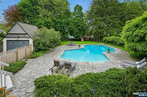 379 Highland Avenue Montclair NJ 07043