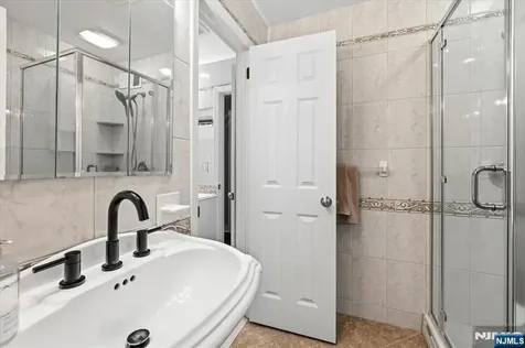 502 Piermont Avenue River Vale NJ 07675