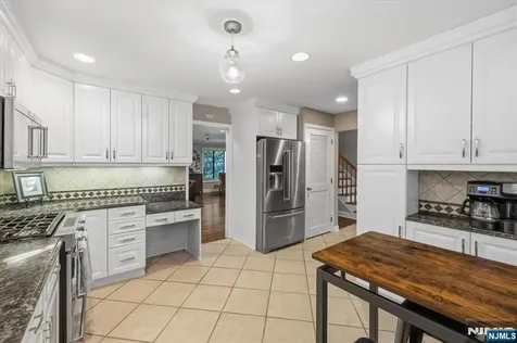 502 Piermont Avenue River Vale NJ 07675