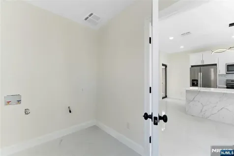 703 3rd Street Secaucus NJ 07094