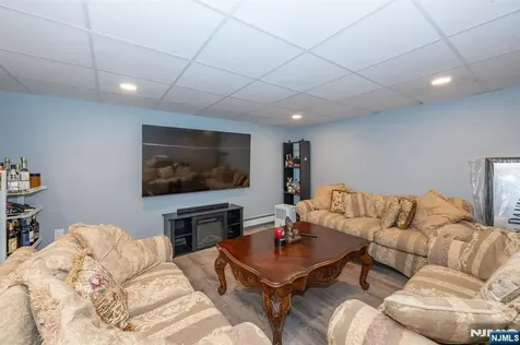 89-91 Chatham Avenue Paterson NJ 07502