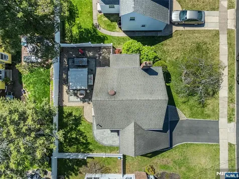 16 Haines Drive Bloomfield NJ 07003
