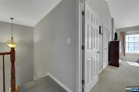 80 Magnolia Way North Haledon NJ 07508