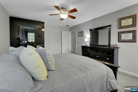 80 Magnolia Way North Haledon NJ 07508