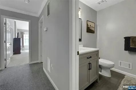 80 Magnolia Way North Haledon NJ 07508