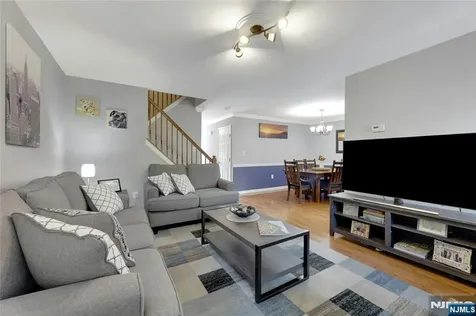 80 Magnolia Way North Haledon NJ 07508