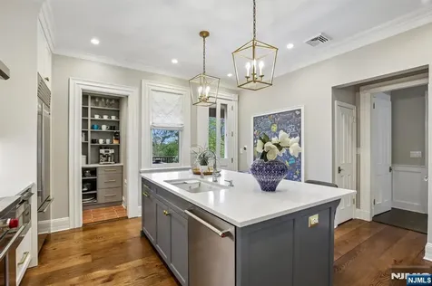 335 Upper Mountain Avenue Montclair NJ 07043