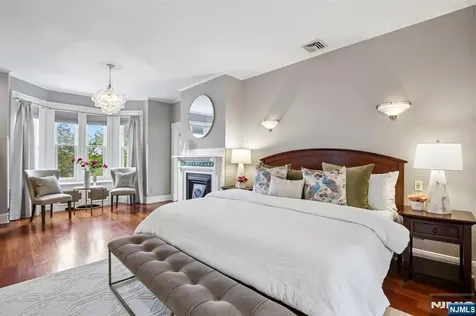 335 Upper Mountain Avenue Montclair NJ 07043