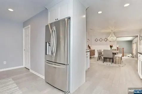 10 Hillside Road Ringwood NJ 07456