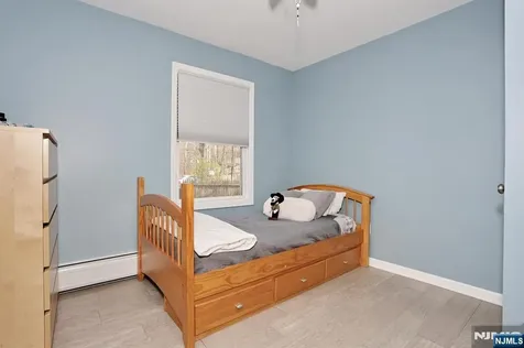 10 Hillside Road Ringwood NJ 07456