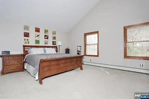10 Hillside Road Ringwood NJ 07456