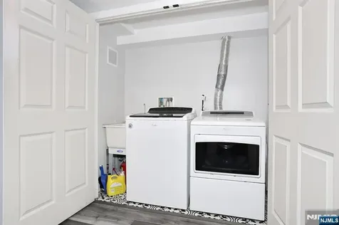 10 Hillside Road Ringwood NJ 07456