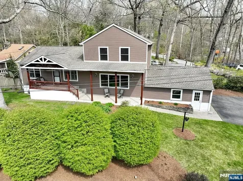10 Hillside Road Ringwood NJ 07456