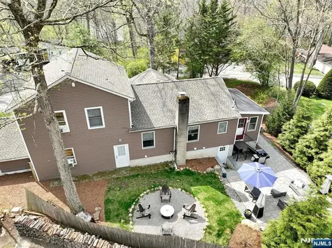 10 Hillside Road Ringwood NJ 07456