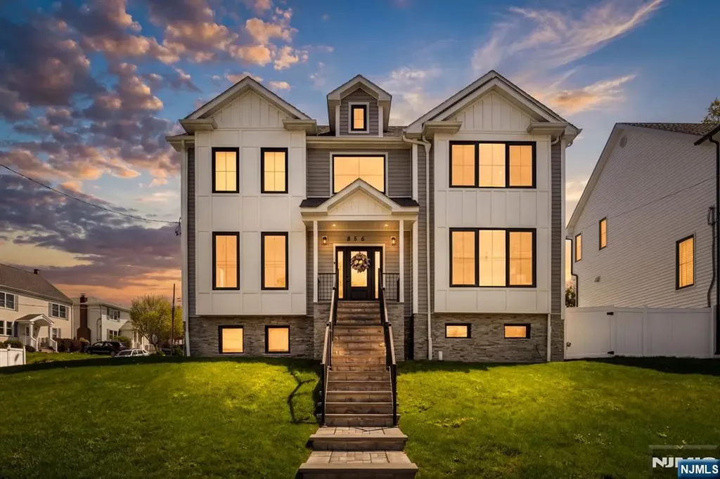 856 Spring Valley Road Maywood NJ 07607