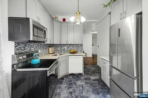 1450 Palisade Avenue Fort Lee NJ 07024