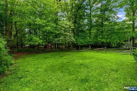 187 Henry Place Wyckoff NJ 07481