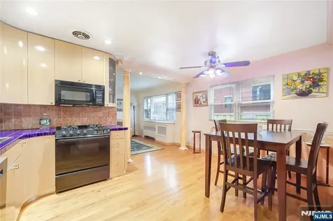 201 Oakdene Place Cliffside Park NJ 07010