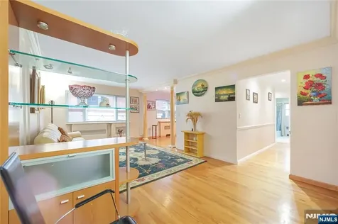 201 Oakdene Place Cliffside Park NJ 07010